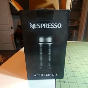 Nespresso Aeroccino 3 milk steamer